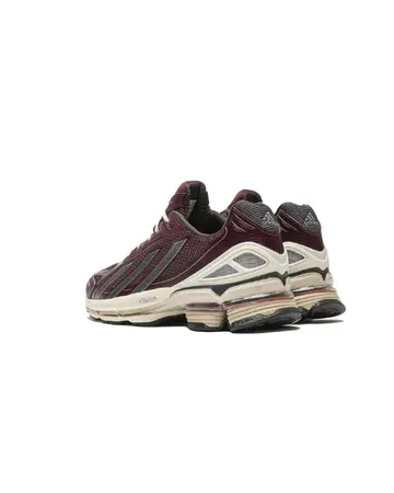 adidas Formotion F50 Maroon schräg