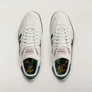 BAPE x adidas World Cup Samba oben