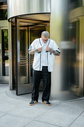 Der schwarze adidas Samba XLG - latest Pick Up