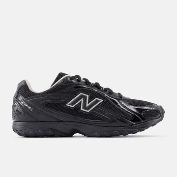 New Balance 204 Black Außenseite