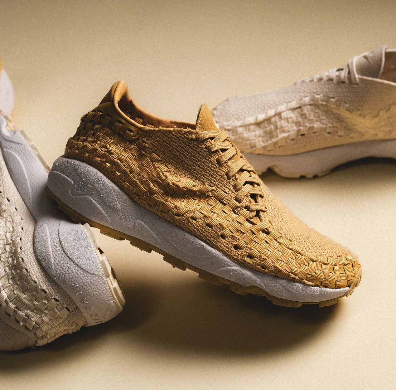 Nike Air Footscape Woven Sesame FZ0405 200 | Dead Stock