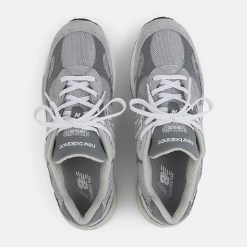 New Balance 992 Grey Silver Paar von oben