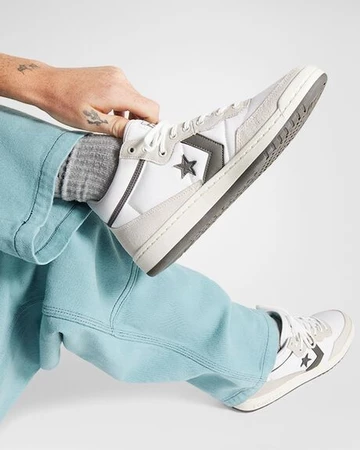 Converse CONS Fastbreak Pro Suede On Feet Detail