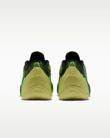Nike Giannis Freak 8 Halloween