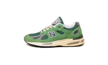 New Balance 991v2 Mineral Green