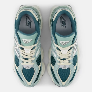 New Balance 9060 New Spruce von Oben