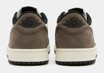 Jordan 1 Low Mocha Paar Ferse