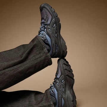 Kiko Kostadinov x Asics UB13-S Gel-SD-Lyte Black Coffee seitlich