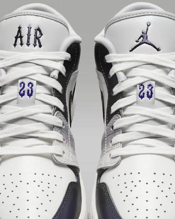 Jordan 1 Low SE Punk Rock Detail Zunge