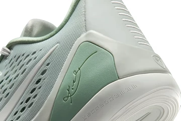 Nike Kobe 9 EM Low Protro Steam Ferse Details