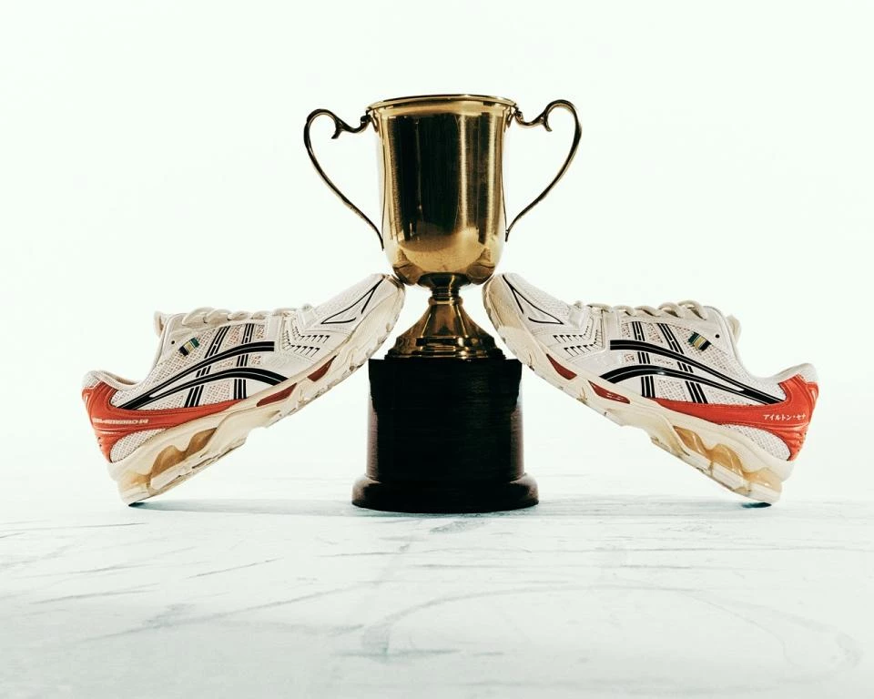 ASICS GEL-KAYANO 14 × Ayrton Senna SENNA x GEL-KAYANO 14 | Unisex | Black/Pure Gold | Sportstyle