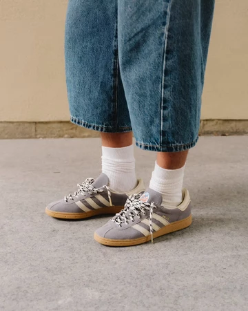 BSTN x adidas München Oktoberfest Grey am Model