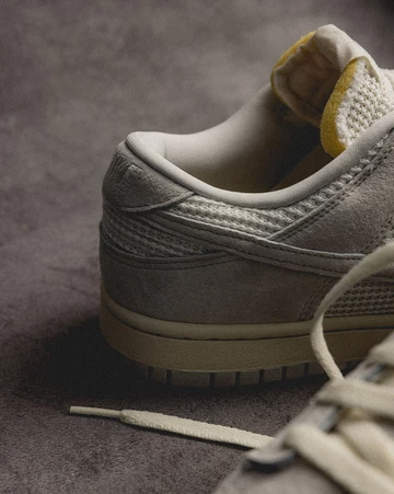 Dunk Low Phantom Light Bone Lookbook Detail Ferse