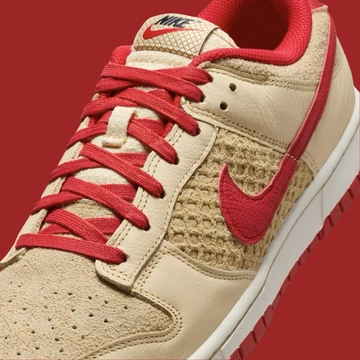 Nike Dunk Low Strawberry Waffle Detailbild