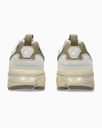 Der ASICS GEL-1090V2 Carrier Grey von hinten