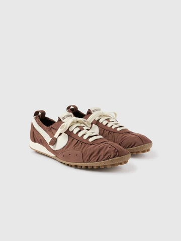 Jacquemus x Nike Moon Shoe SP Fauna Brown Paar seitlich