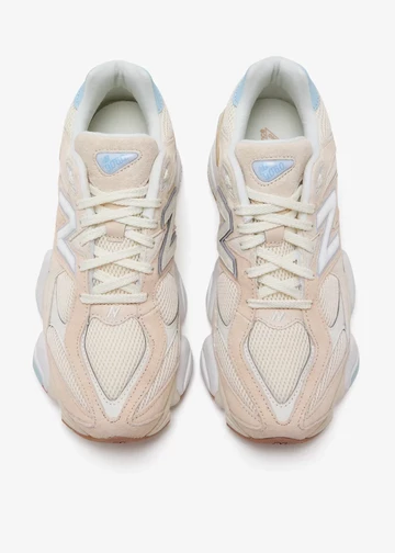 New Balance 9060 Bisque Paar von oben