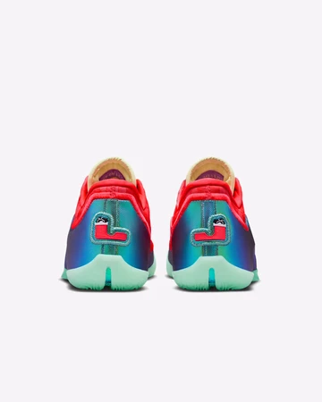 Nike LeBron XXIII Stocking Stuffer Fersen