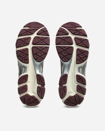 ASICS GEL-CUMULUS 16 Cream & Beniimo Purple Sohle