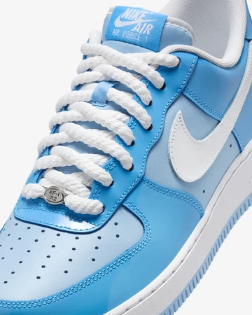 Air Force 1 Psychic Blue White Patent Detailbild