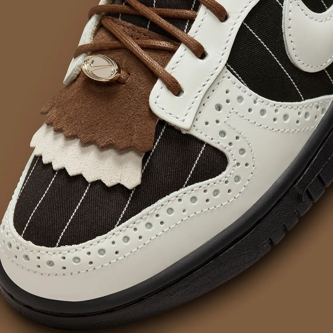 Nike Dunk Low LX Brogue Pinstripe FV3642-010 | Dead Stock Nike Dunk Low LX Brogue Pinstripe FV3642-010 | Dead Stock