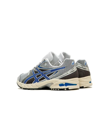 ASICS GEL-DS Trainer 14 Asics Blue Paar seitlich von Hinten