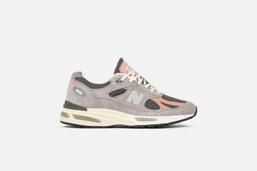 New Balance 991v2 Made in UK Grey Salmon Außenseite
