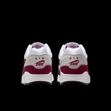 Stranger Things x Nike Air Max 1 Steve Harrington Fersen