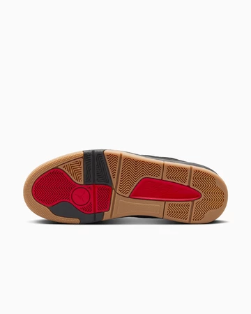 Jordan Flight Court Black Sohle