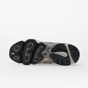 New Balance 1000 Silver Metallic Sohle