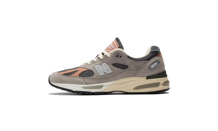 New Balance 991v2 Made in UK Grey Salmon
