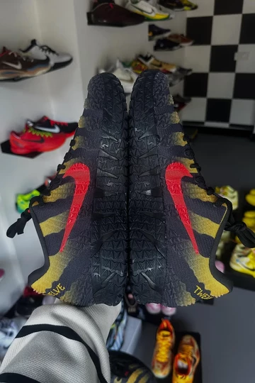 Jurassic Park x Nike Ja 3 Raptor Innenseiten