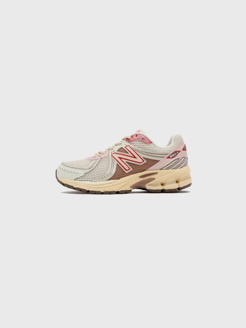 size? x New Balance 860v2 Bacon Image