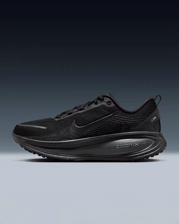 Nike Vomero 18 Black Außenseite