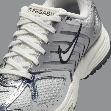 Nike Air Pegasus 2K5 Chrome Detail Swoosh