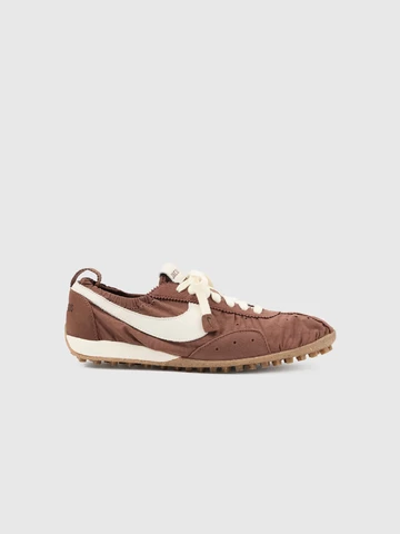 Jacquemus x Nike Moon Shoe SP Fauna Brown Außenseite