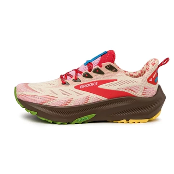 Alex Zono x Brooks Ghost Trail Pack Außenseite