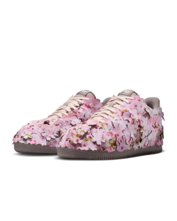 Nike Air Force 1 Low Cherry Blossom Paar seitlich