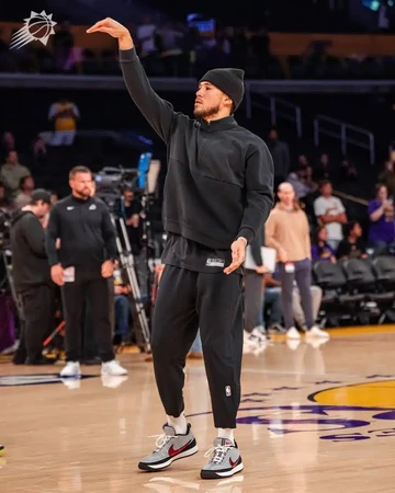 Nike Book 2 Spiridon worn