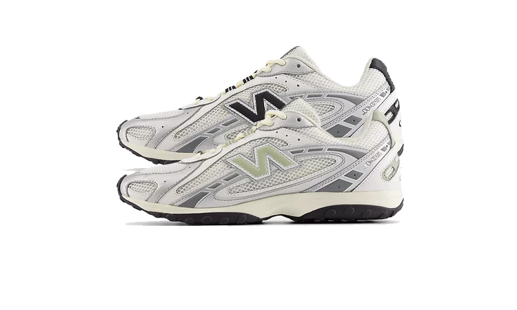 New Balance 204 Silver Metallic Pack