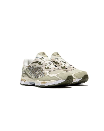 Asics Gel-NYC Khaki schräg