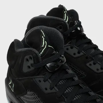 Air Jordan 5 Retro Halloween