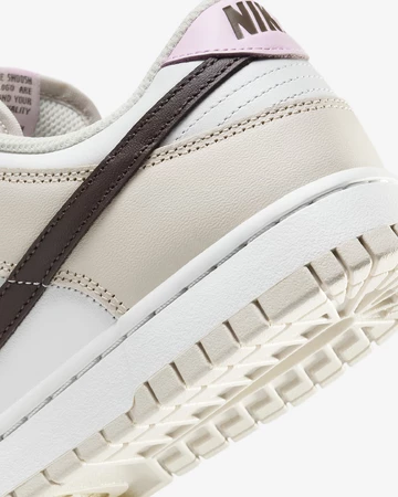 Die Ferse des Nike Dunk Low Neapolitan