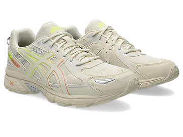 ASICS Paris Olympic Pack schräg frontal