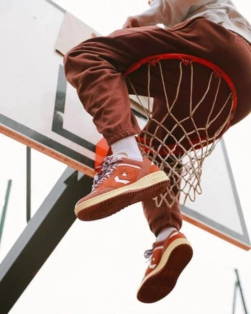 Converse Weapon Low Ritual Red