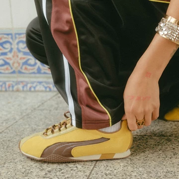 Asphaltgold x Puma H-Street Saffron Außenseite