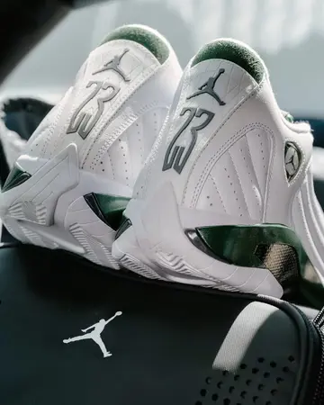 Nike Air Jordan 14 Forest Green detailbild