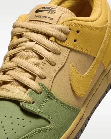 Nike SB Dunk Low Hatch Chilli Detailbild