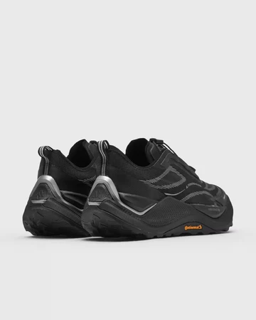 adidas Holo Peak Core Black schräg