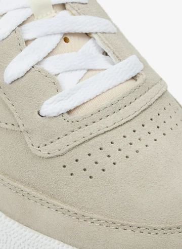 Details des JJJJound Reebok Club C 85 Grey Leather in Cork